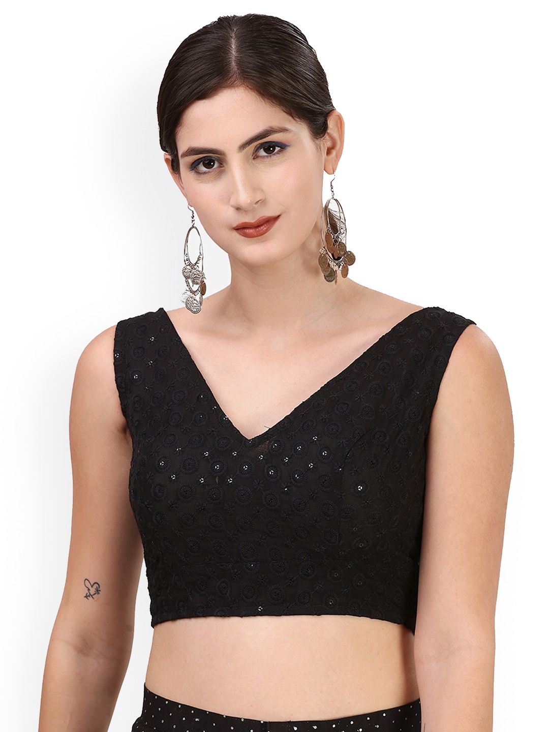 

Oomph! Embroidered V-Neck Sleeveless Pure Cotton Saree Blouse, Black