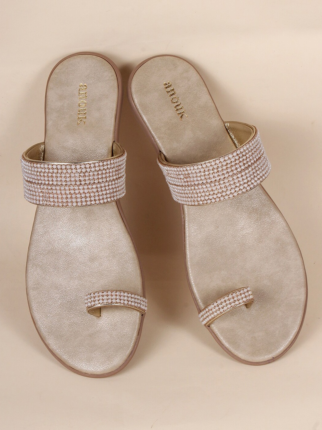 

Anouk Gold Toned & White Pearl Embellished Ethnic One Toe Flats