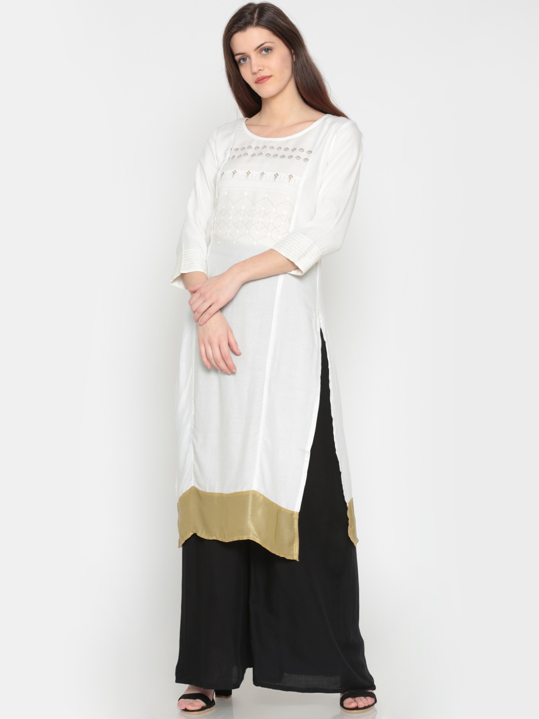 

Span Women White Printed Straight Kurta
