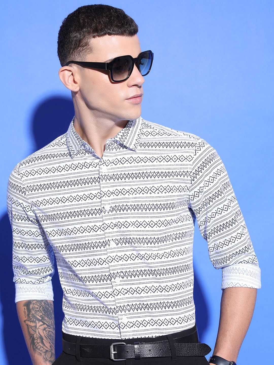 

HIGHLANDER Geometric Printed Slim Fit Opaque Cotton Casual Shirt, White