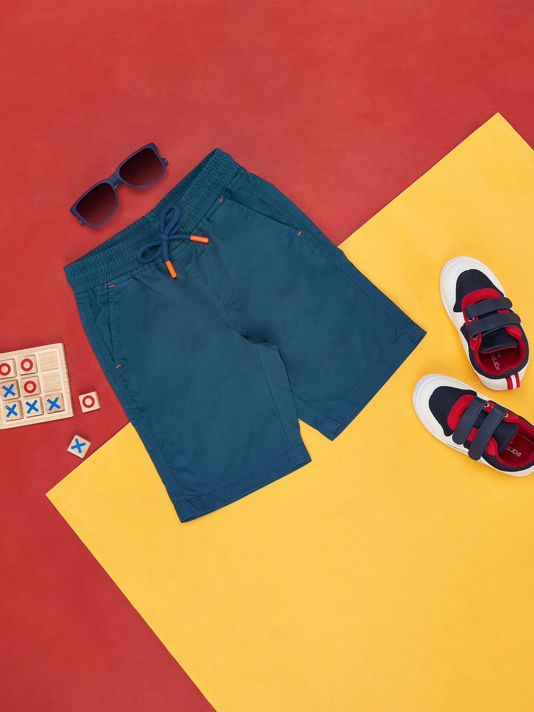 

Pantaloons Junior Boys Mid-Rise Cotton Shorts, Teal