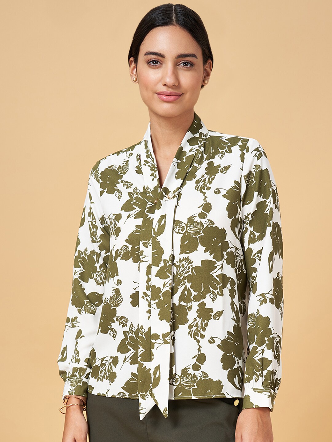 

Annabelle by Pantaloons Floral Print V-Neck Shirt Style Top, White