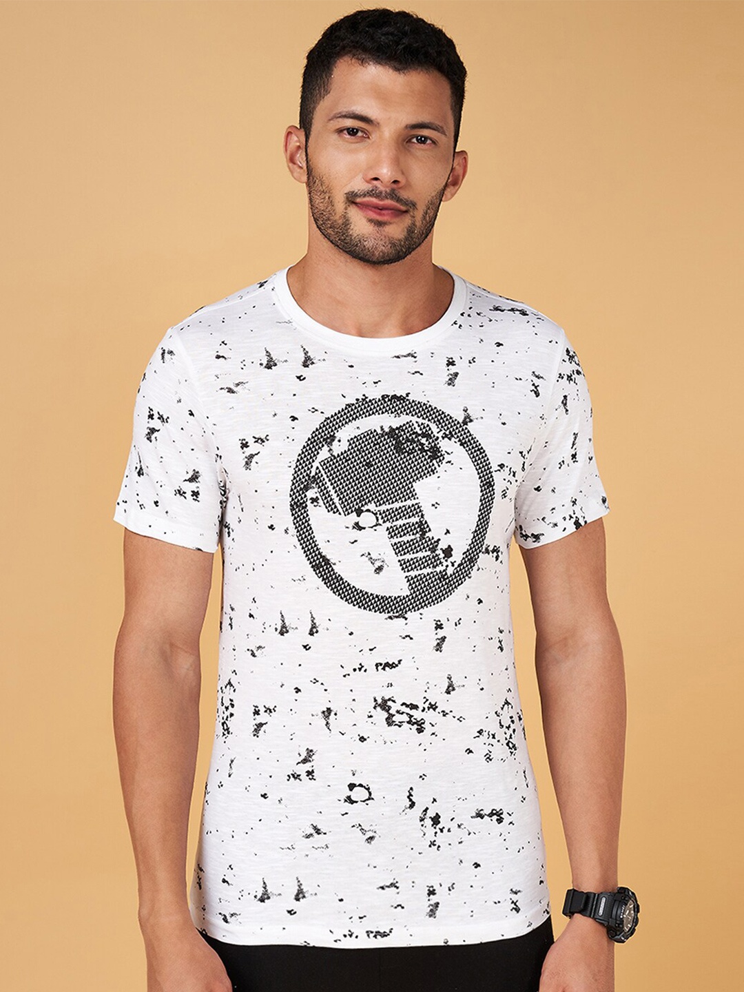 

SF JEANS by Pantaloons Graphic Printed Cotton T-shirt, White