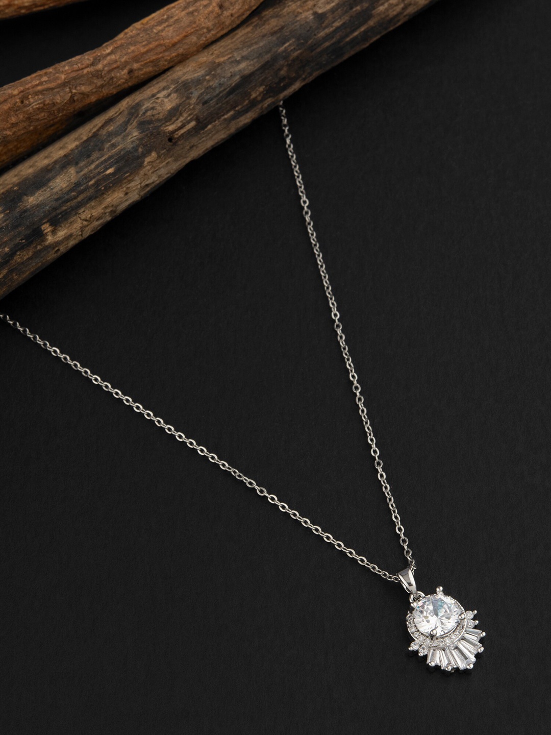 

E2O Silver-Plated Chain Necklace