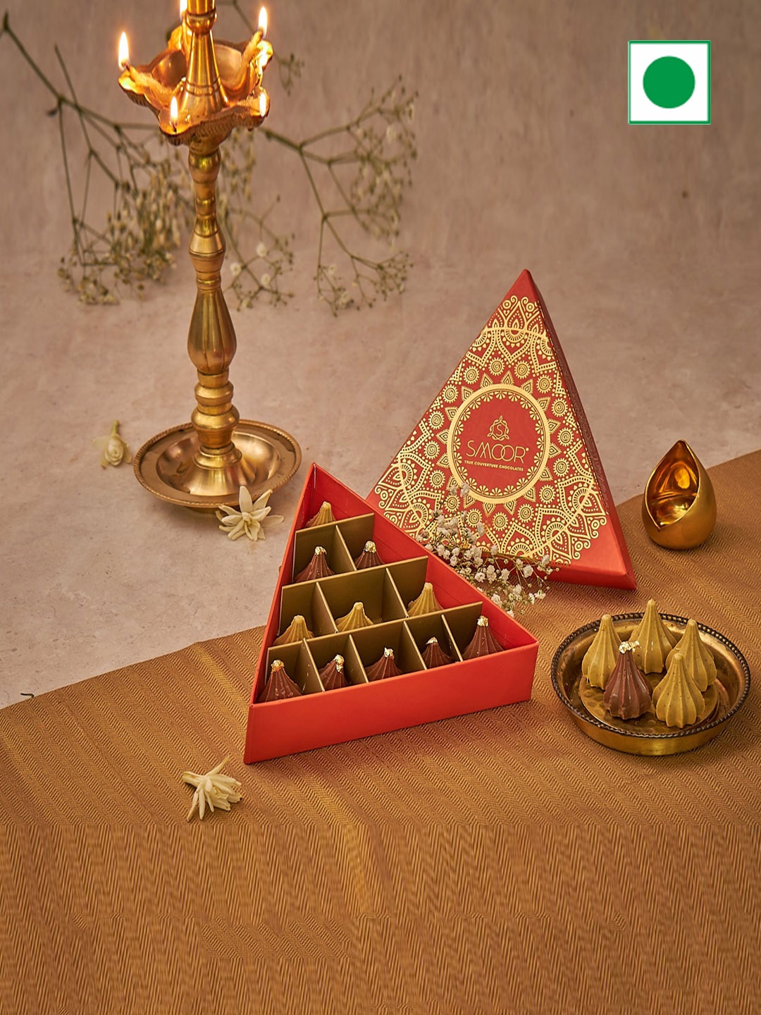 

SMOOR 11Pcs Assorted Choco Modak-132 gms, Coral