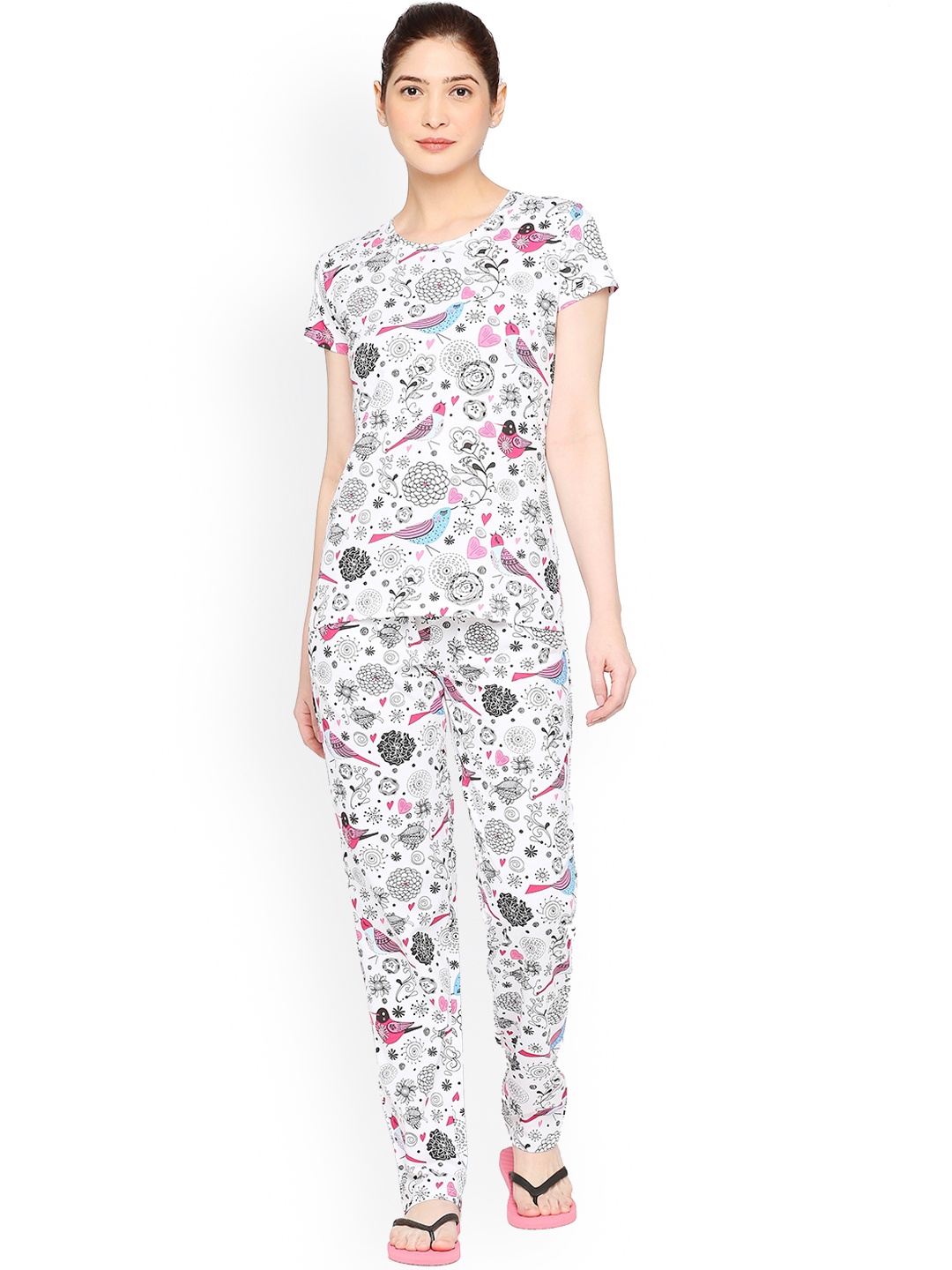 

zebu Conversational Printed Pure Cotton Night Suit, White