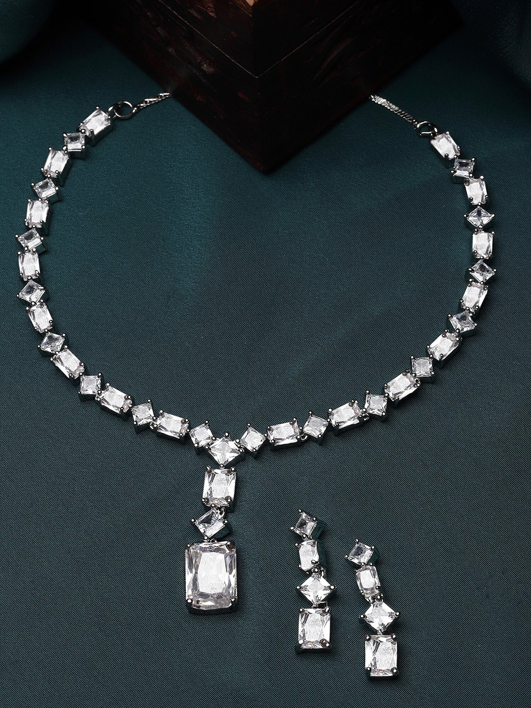 

KARATCART Cubic Zirconia Studded Jewellery Set, Silver