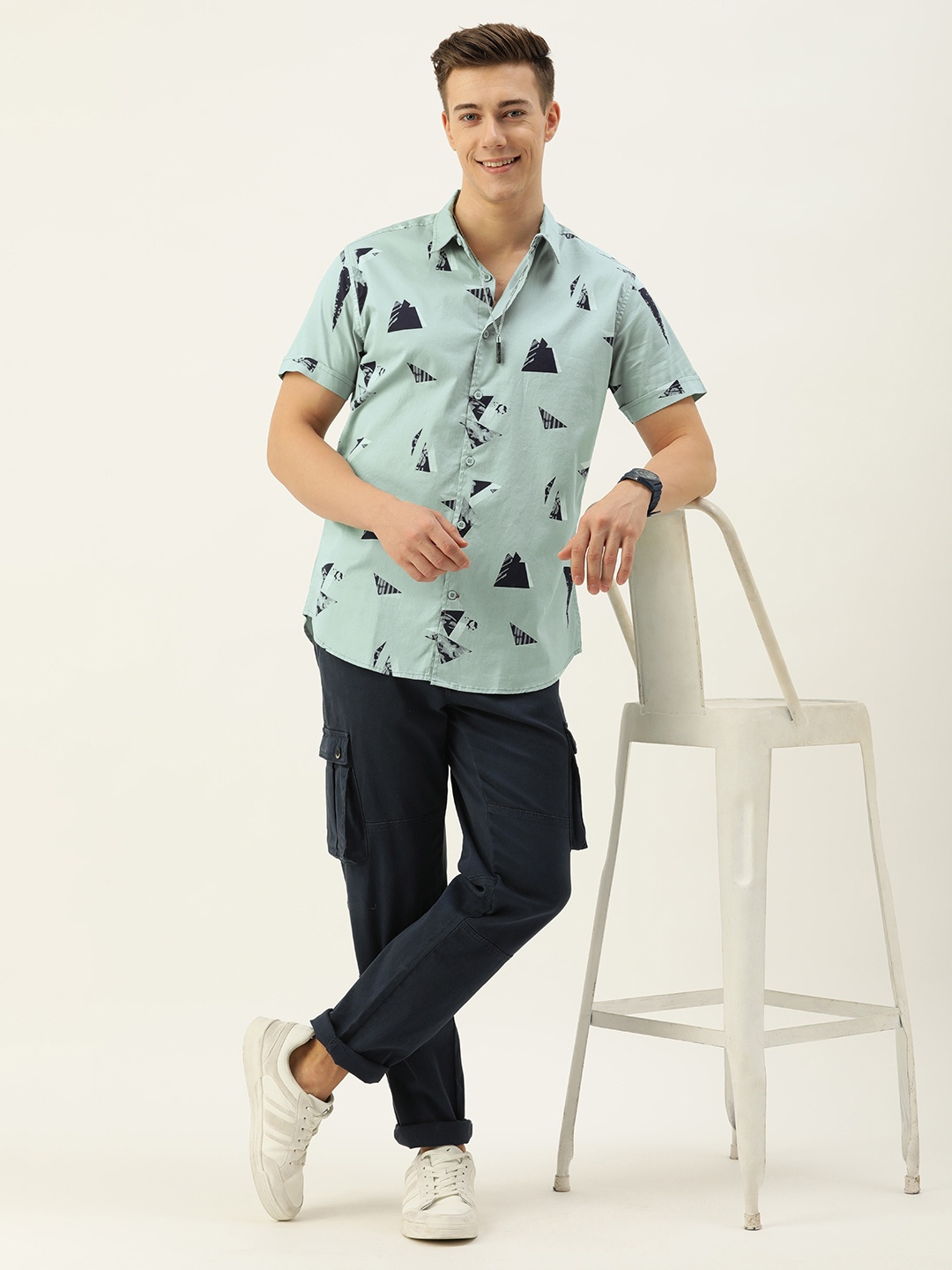 

Mast & Harbour Men Slim Fit Opaque Printed Casual Shirt, Green
