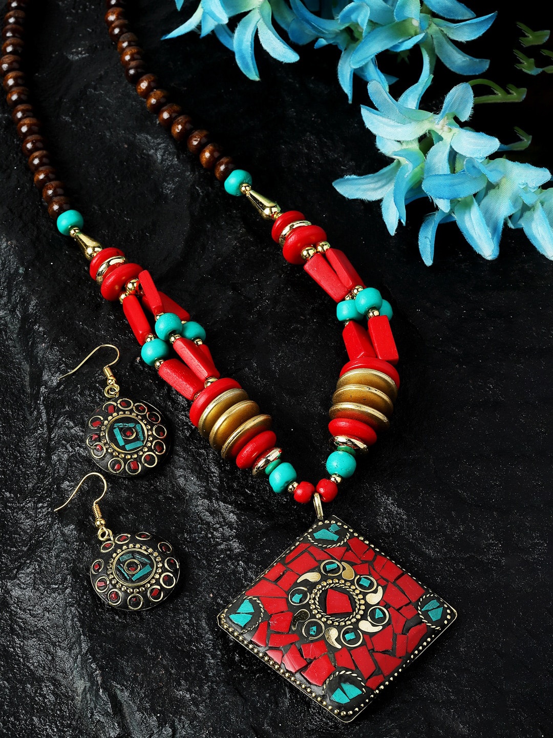 

Shining Diva Gold-Plated Crystal Studded & Beaded Jewellery Set
