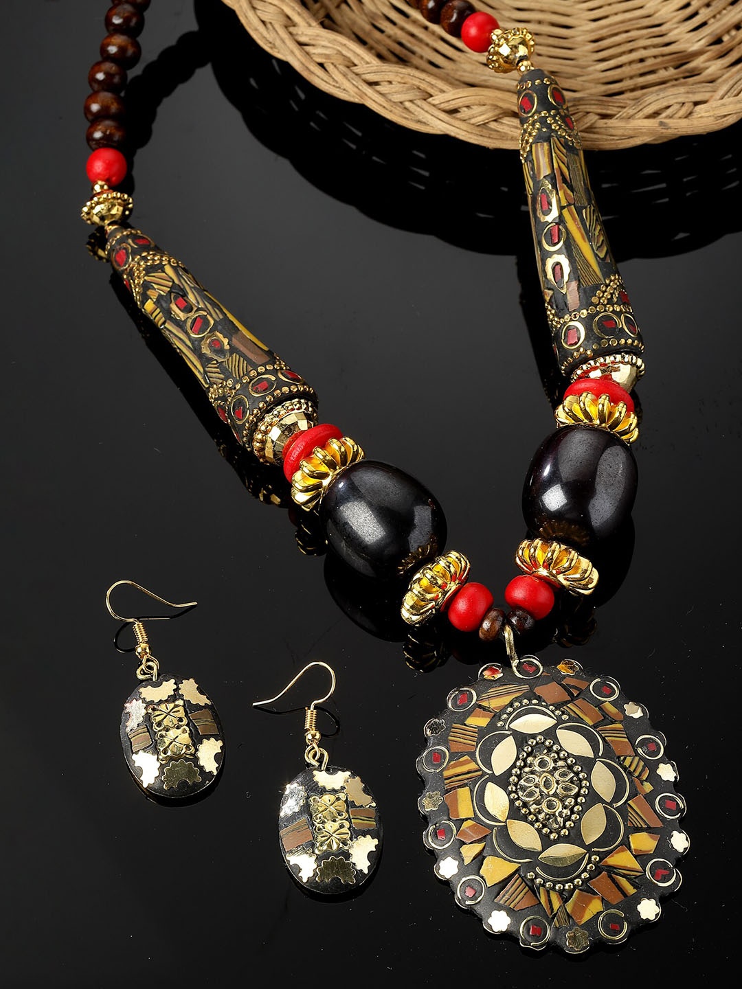 

Shining Diva Gold-Plated Crystal Studded & Beaded Jewellery Set