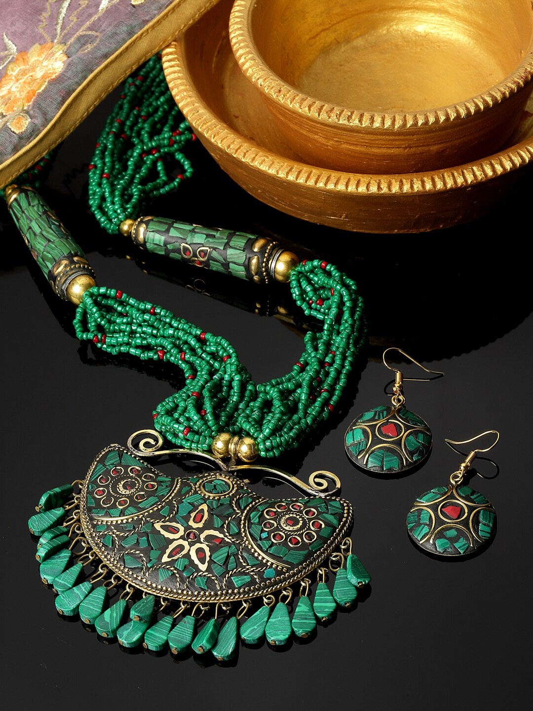 

Shining Diva Gold-Plated Crystal Studded & Beaded Jewellery Set