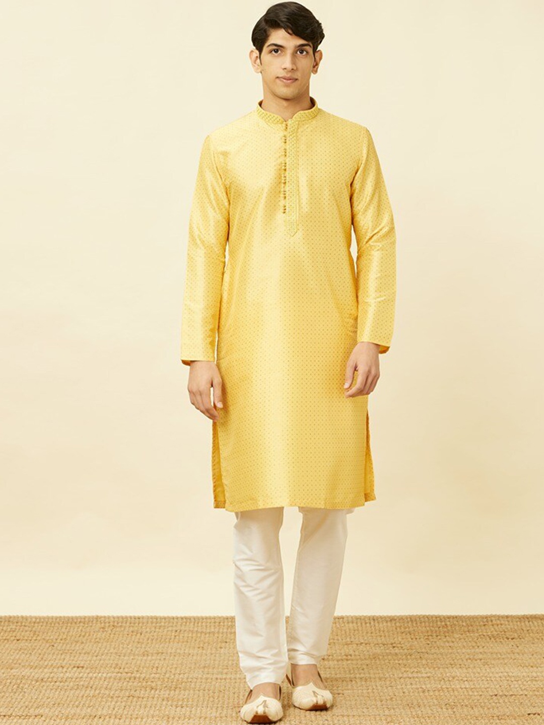 

Manyavar Ethnic Motifs Printed Kurta with Pyjamas, Yellow
