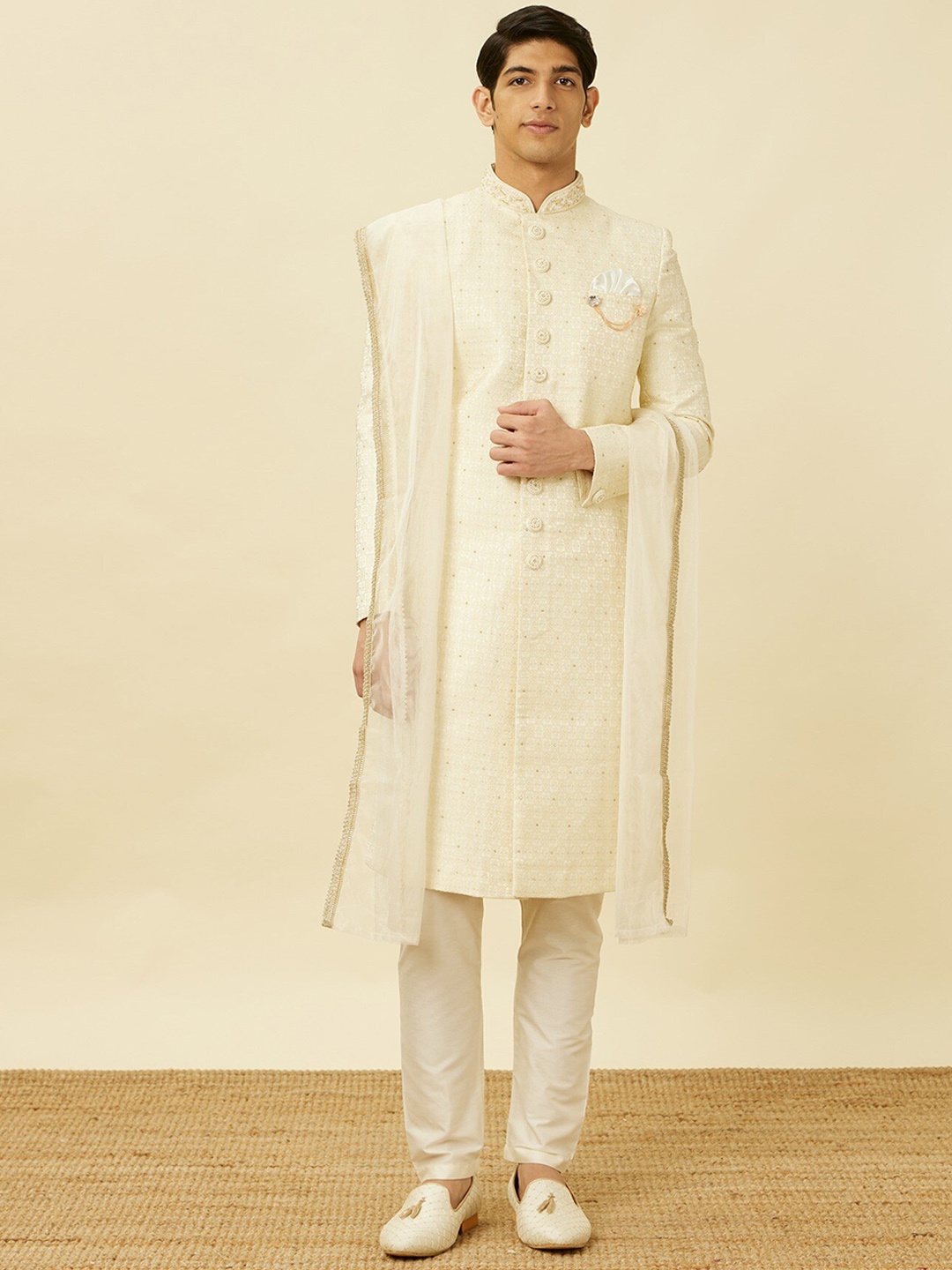 

Manyavar Self-Design Sherwani Solid Pyjama with Dupatta, Cream