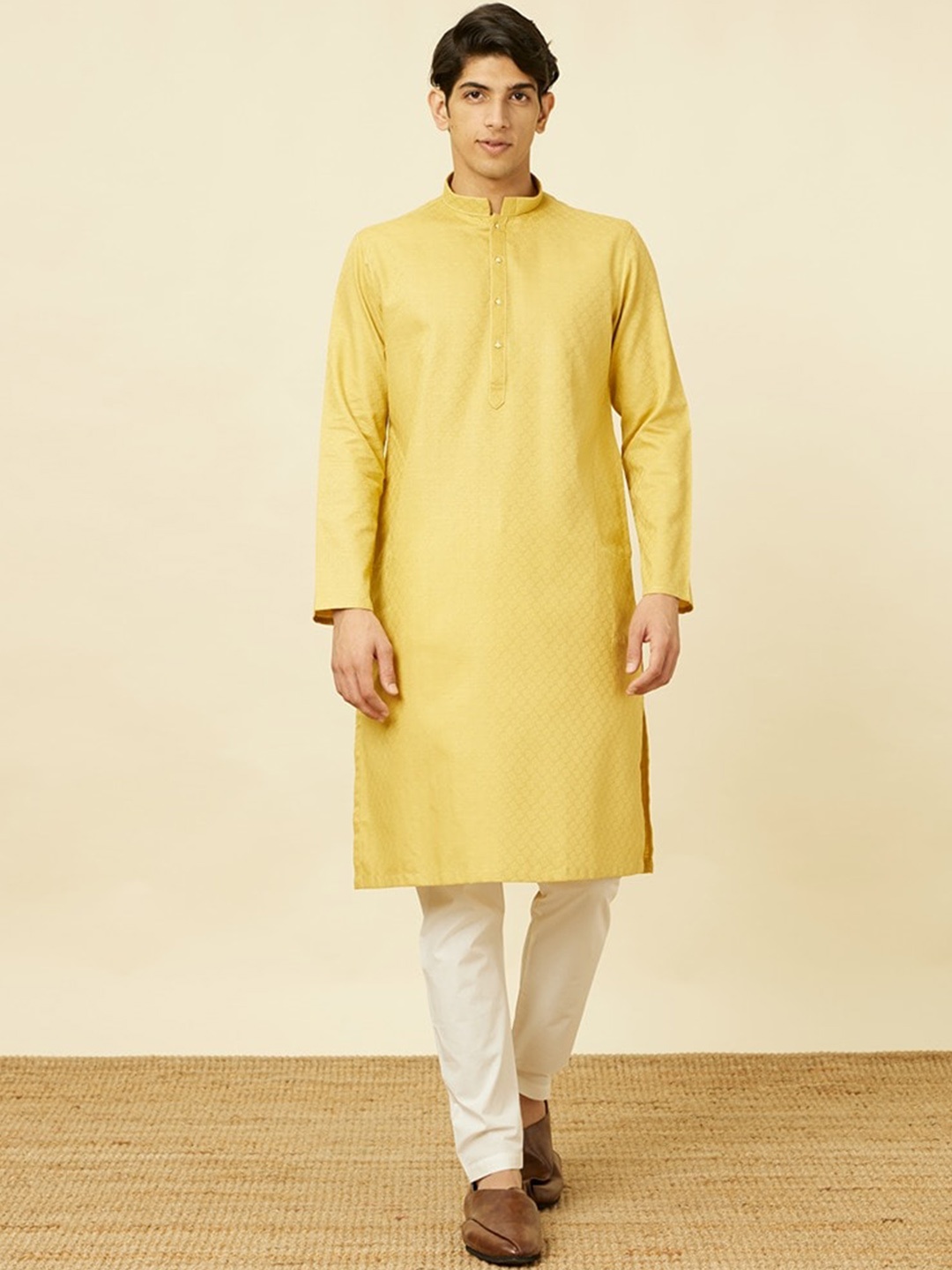 

Manyavar Ethnic Motifs Self Design Mandarin Collar Pure Cotton Kurta & Pyjamas, Yellow