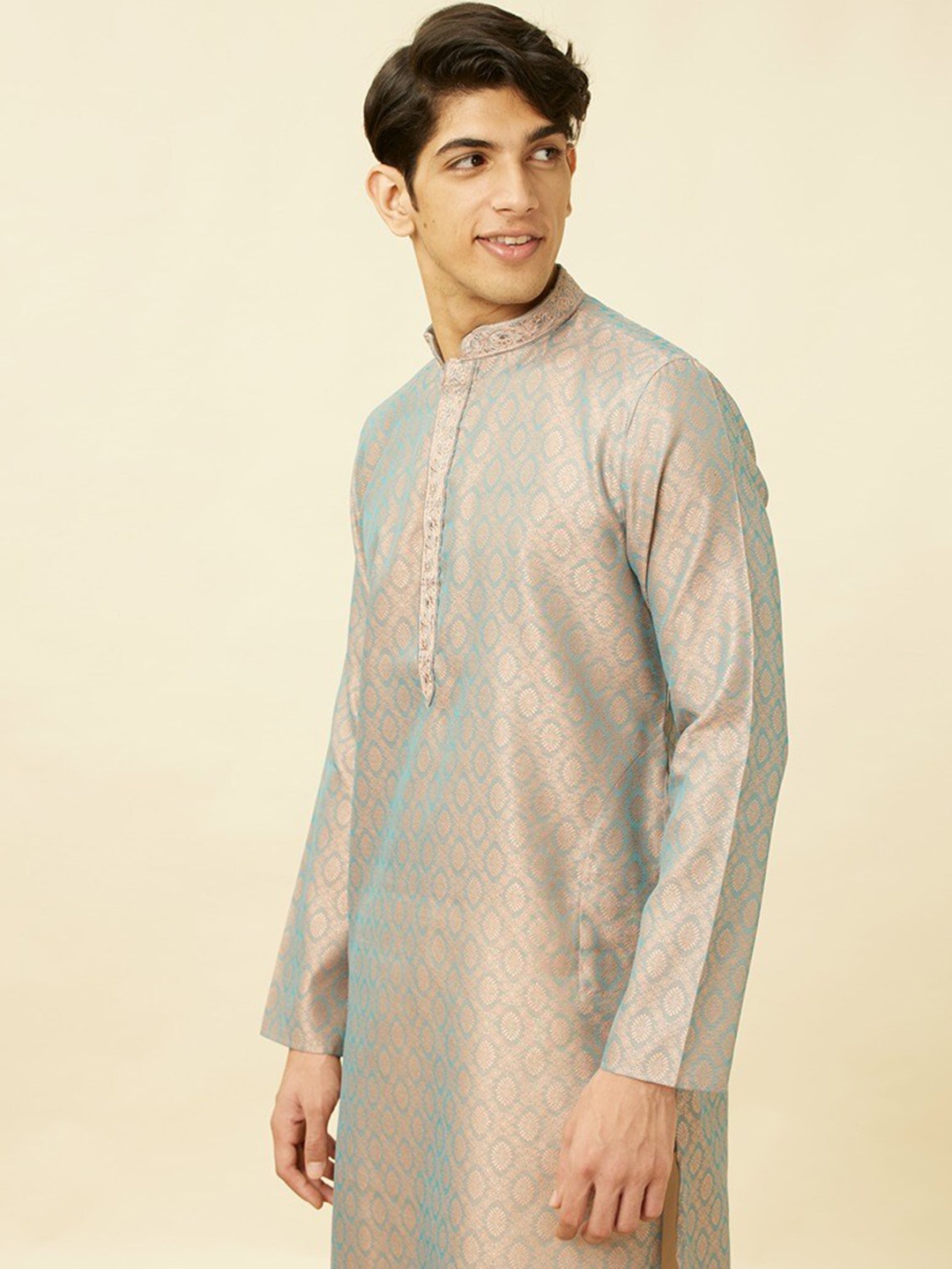 

Manyavar Ethnic Motifs Regular Kurta With Pyjamas, Grey