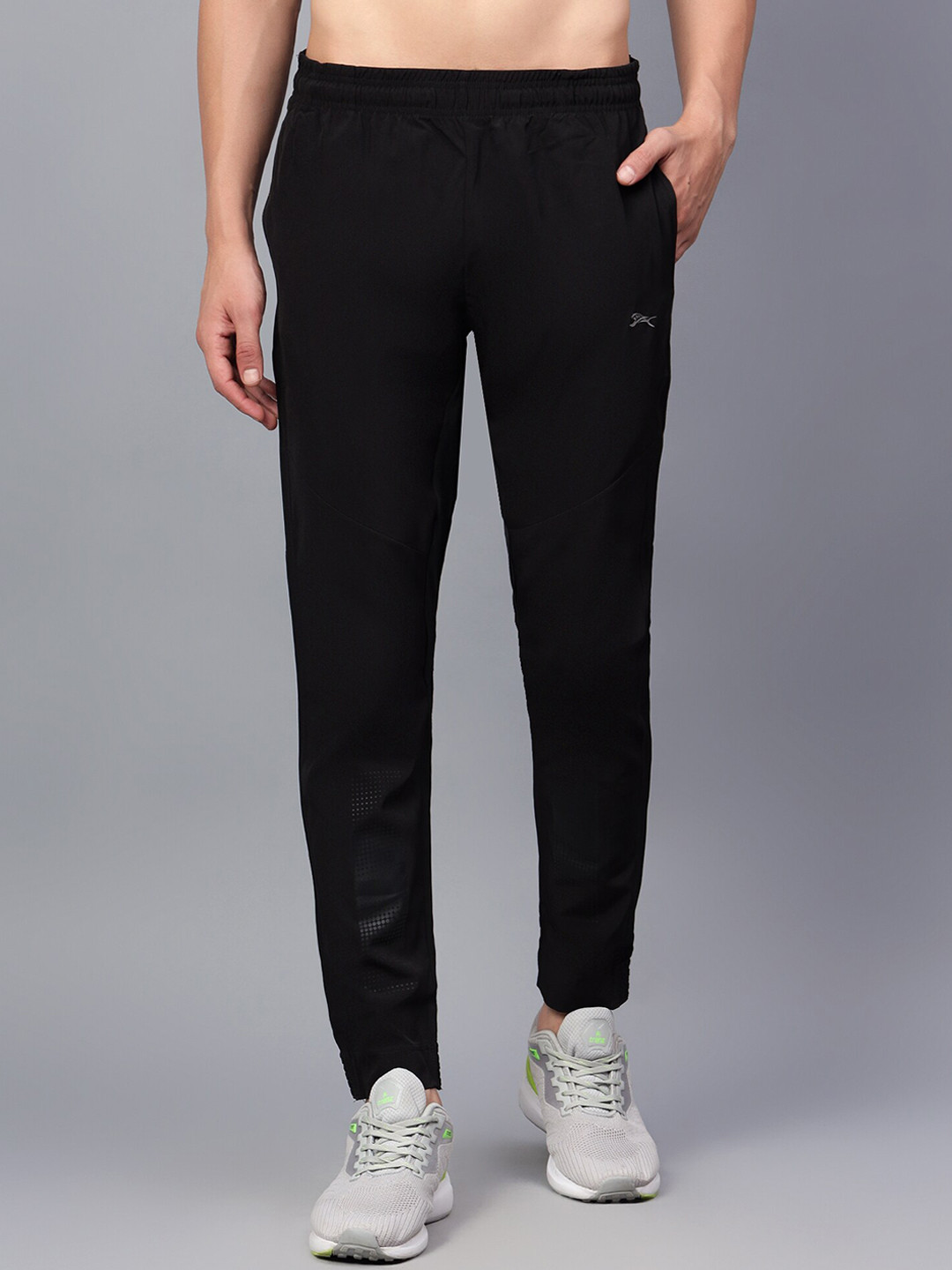 

Shiv Naresh Men Mid-Rise Rapid-Dry Track Pants, Black