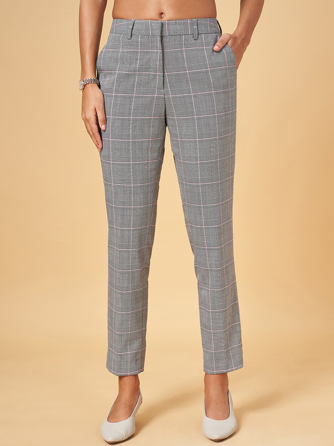 

Annabelle by Pantaloons Women Mid Rise Plain Checked Slim Fit Formal Trousers, Grey