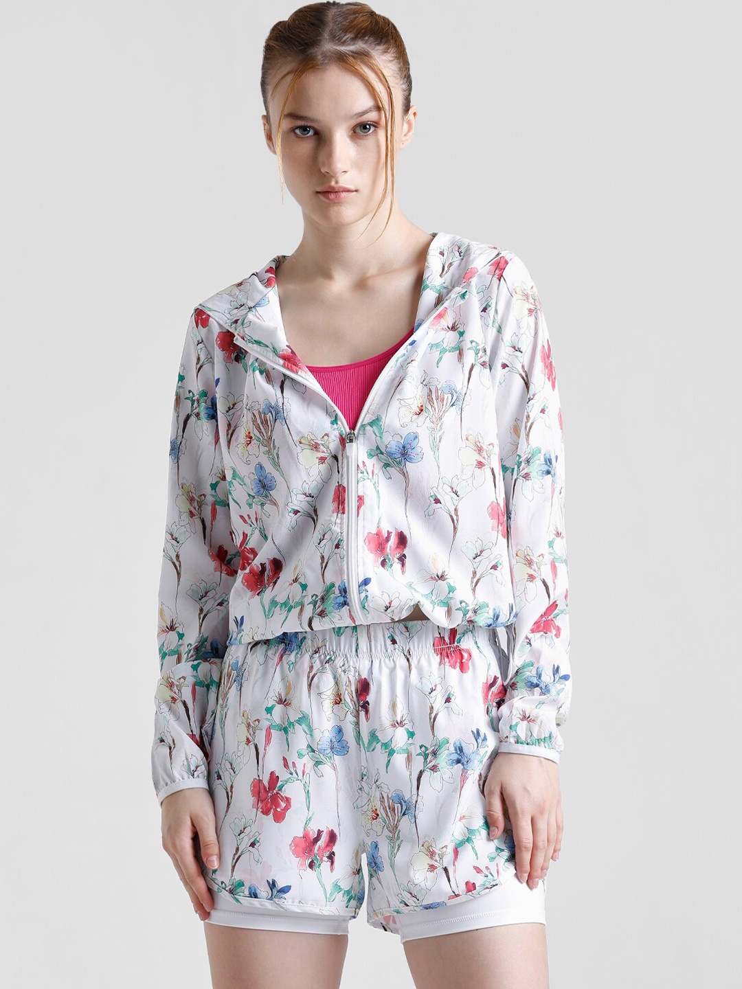 

ONLY Floral Longline Training or Gym Open Front Jacket, White