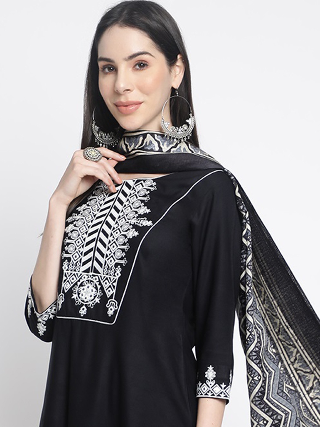 

Rimeline Floral Embroidered Regular Kurta With Palazzos & Dupatta, Black