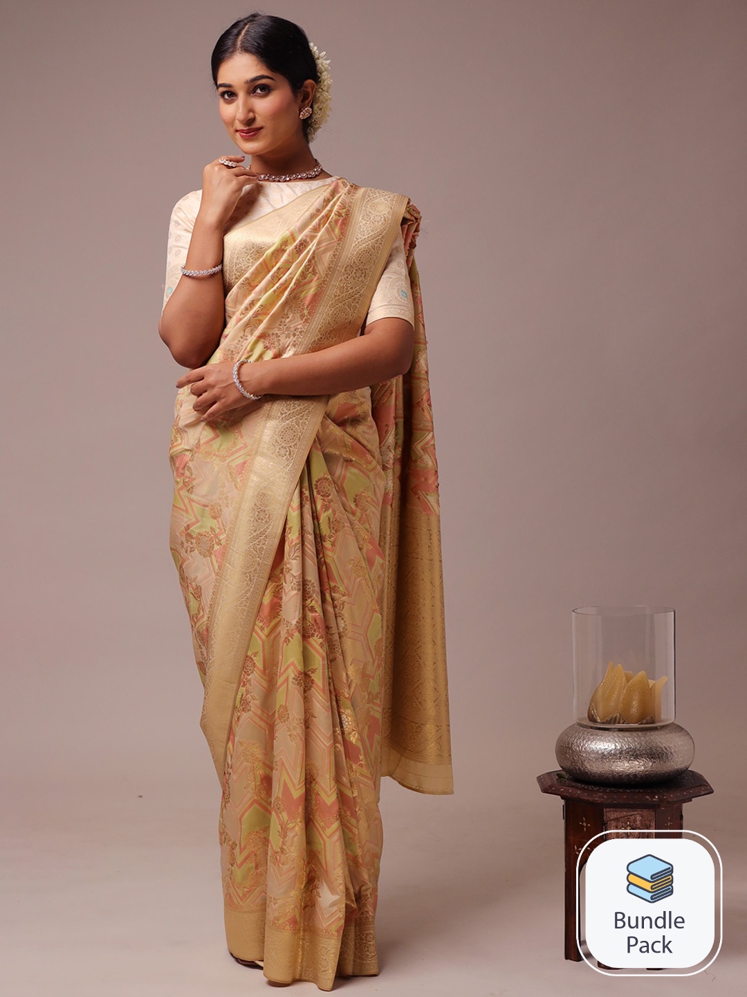 

ZARI Ethnic Motifs Woven Design Zari Saree, Cream
