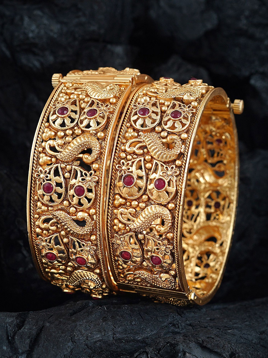 

MANSIYAORANGE Gold-Plated Kundan-Studded Kada Bangles