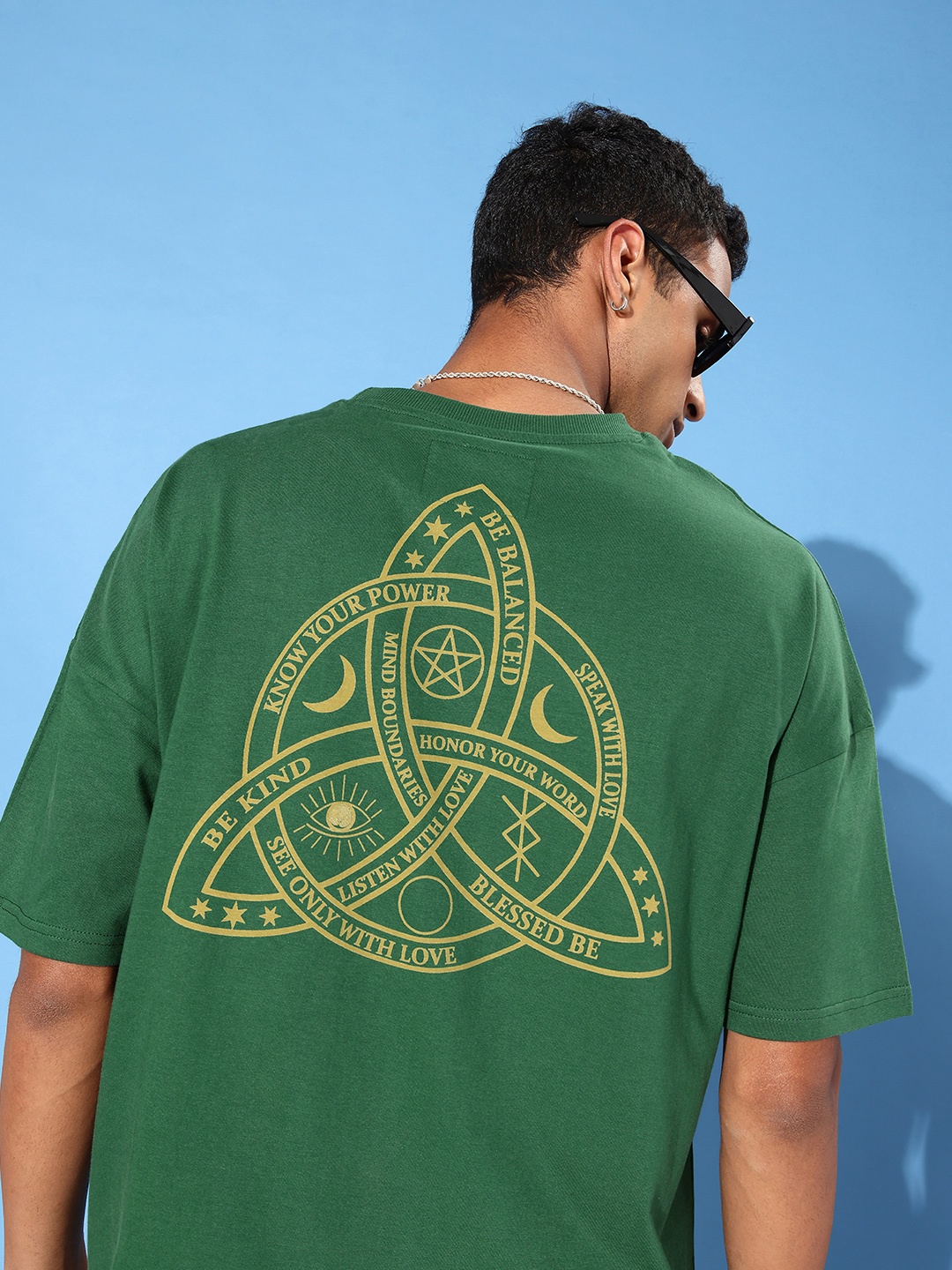 

Stormborn Men Printed Pure Cotton Oversized Drop-Shoulder T-shirt, Green