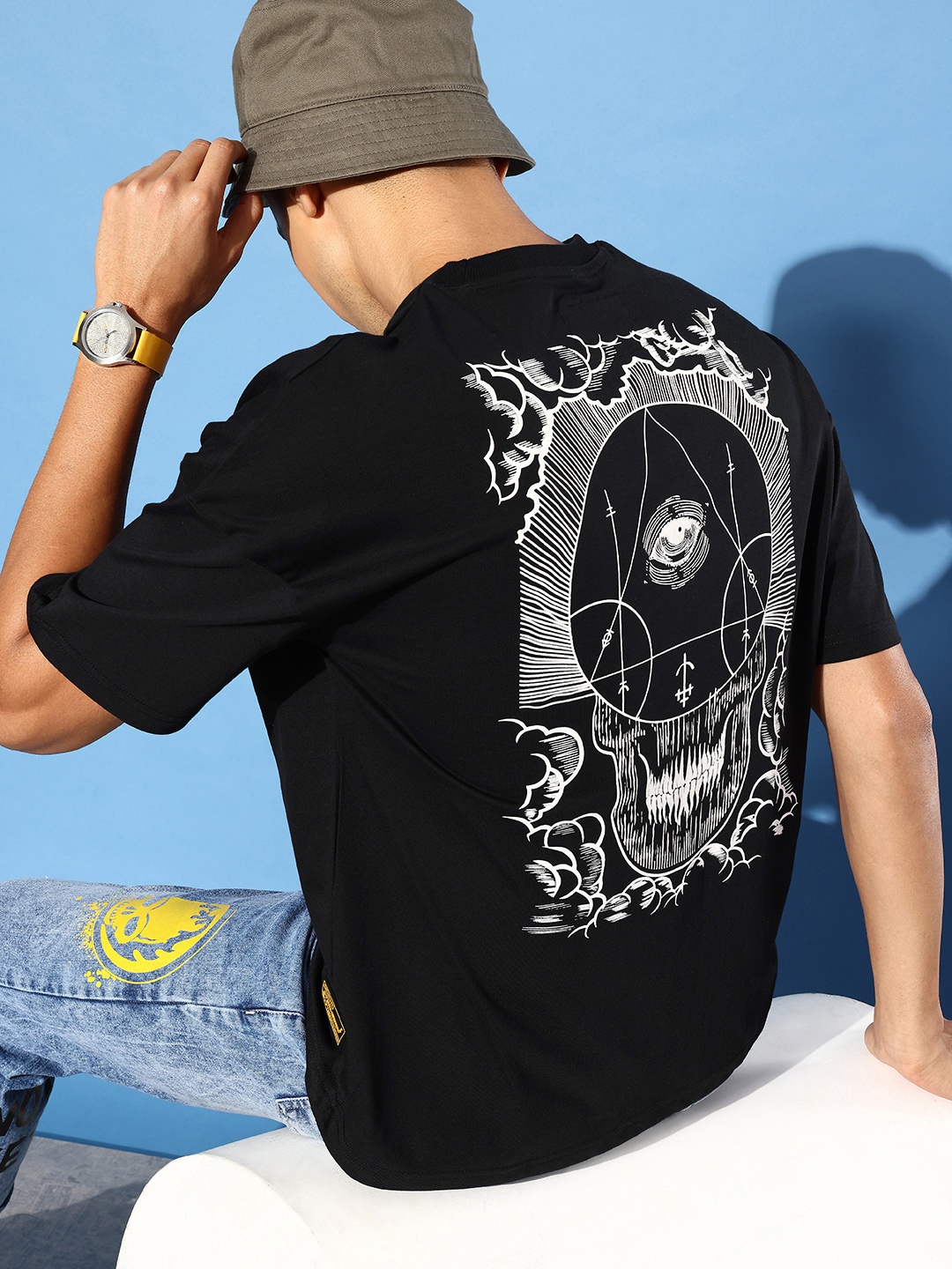 

Stormborn Men Printed Pure Cotton Oversized Drop-Shoulder T-shirt, Black