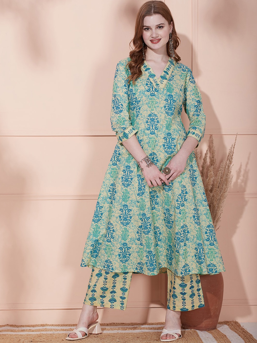 

FASHOR Floral Printed V-Neck Gotta Patti Pure Cotton A-Line Kurta with Palazzos, Turquoise blue