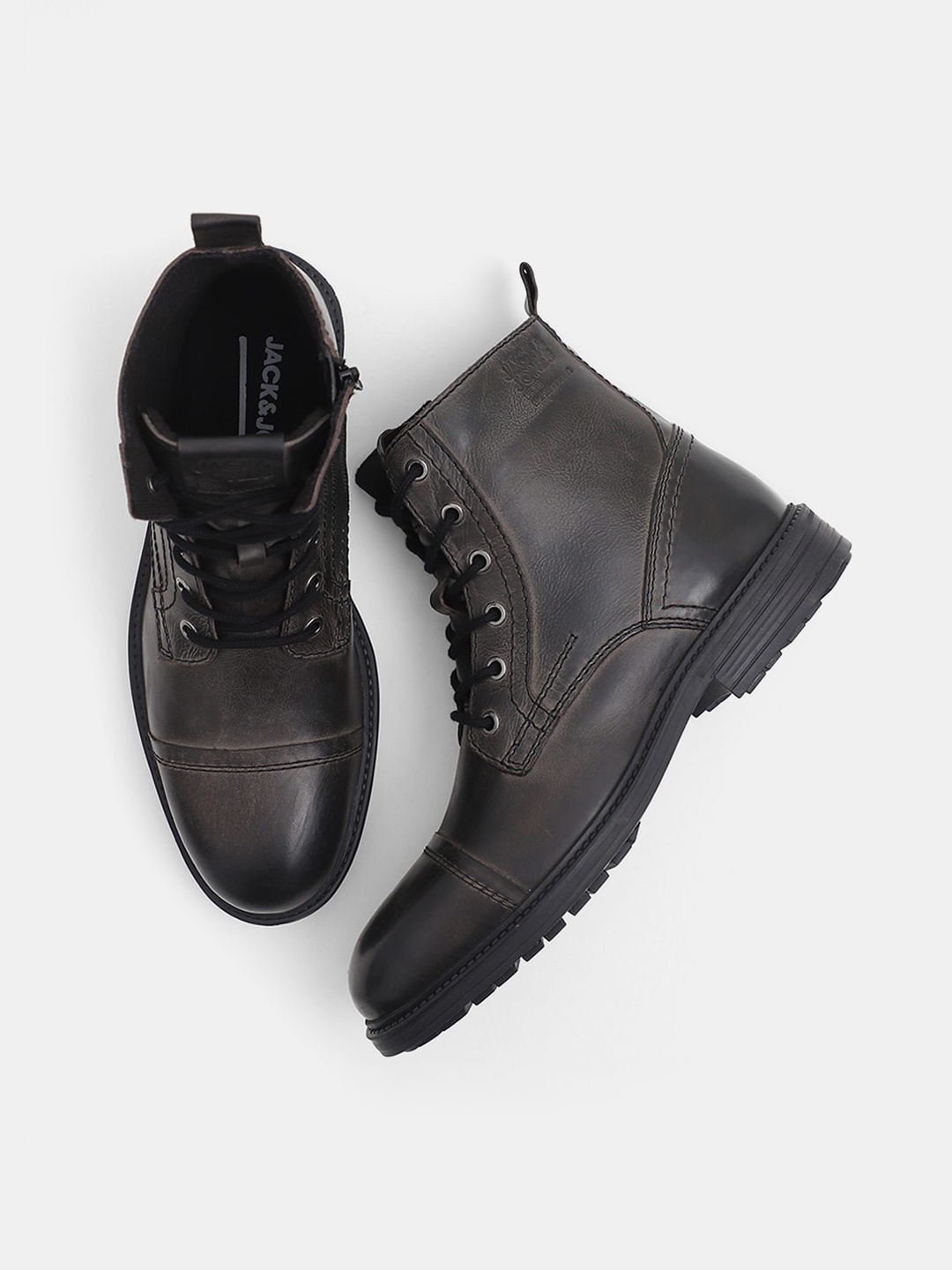 

Jack & Jones Men Leather Mid-Top Lace-Ups Block Boots, Black