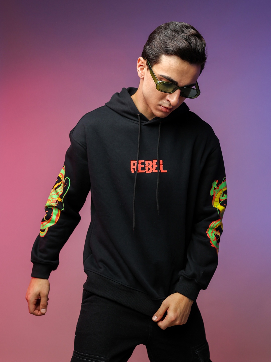 

UNRL Men Printed Hooded Sweatshirt, Black