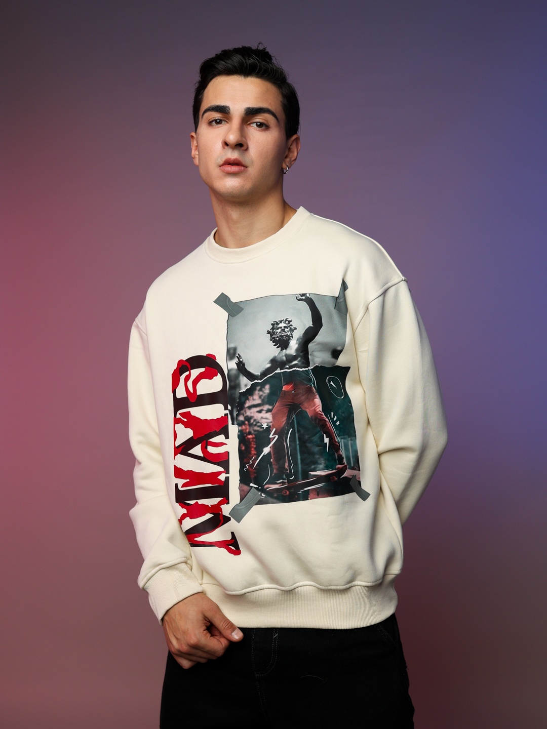 

UNRL Graphic Printed Sweatshirt, Off white