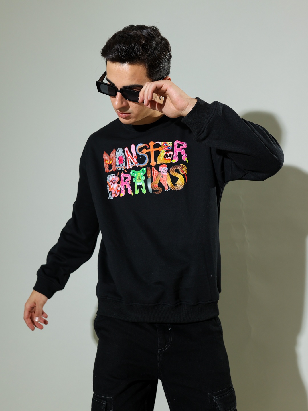 

UNRL Graphic Printed Pullover Sweatshirt, Black