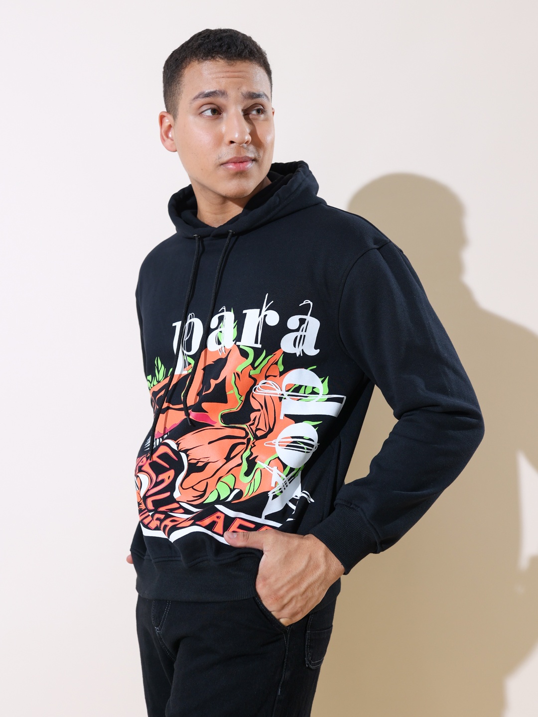 

UNRL Men Printed Hooded Sweatshirt, Black