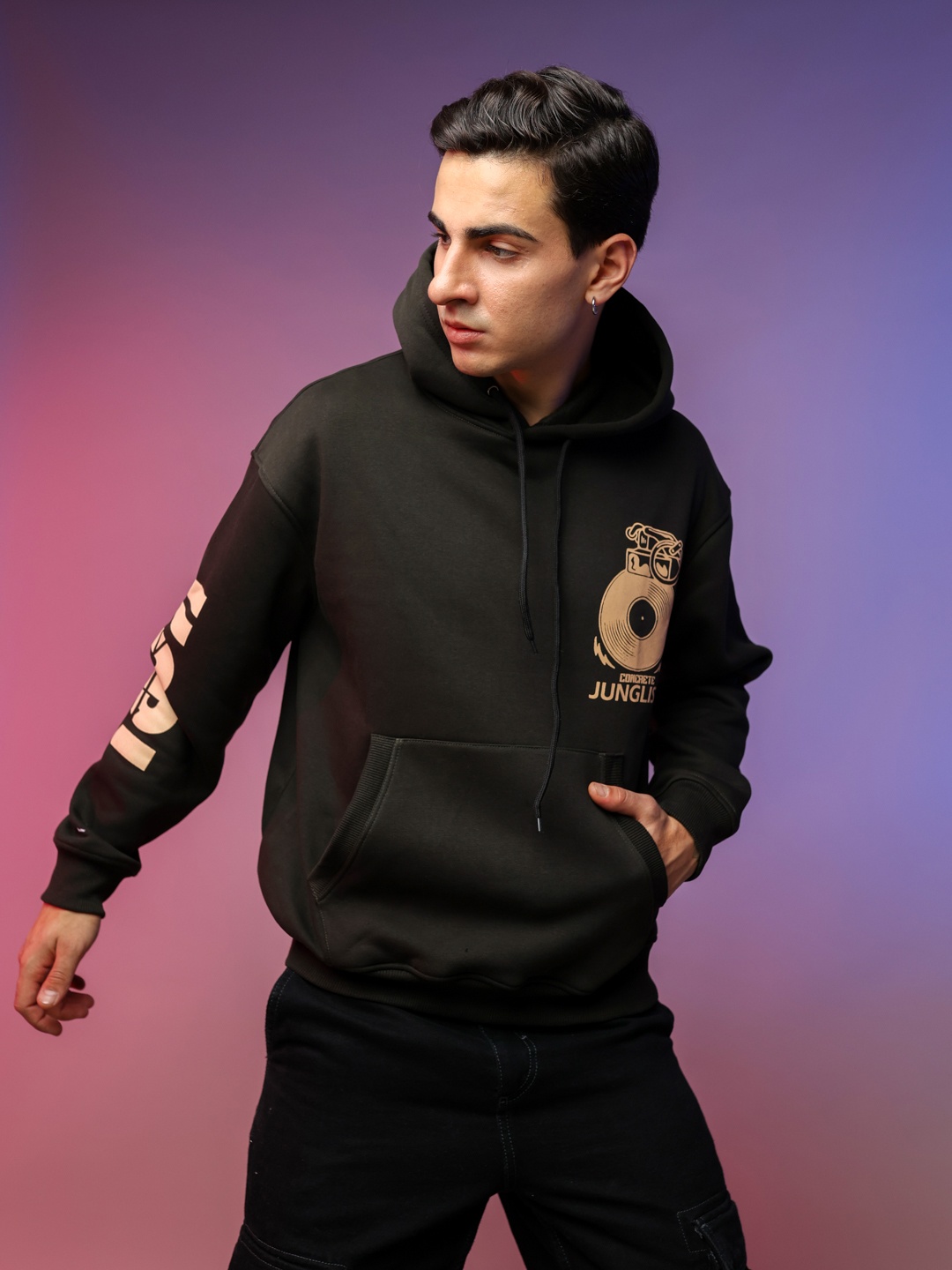 

UNRL Men Printed Hooded Sweatshirt, Black
