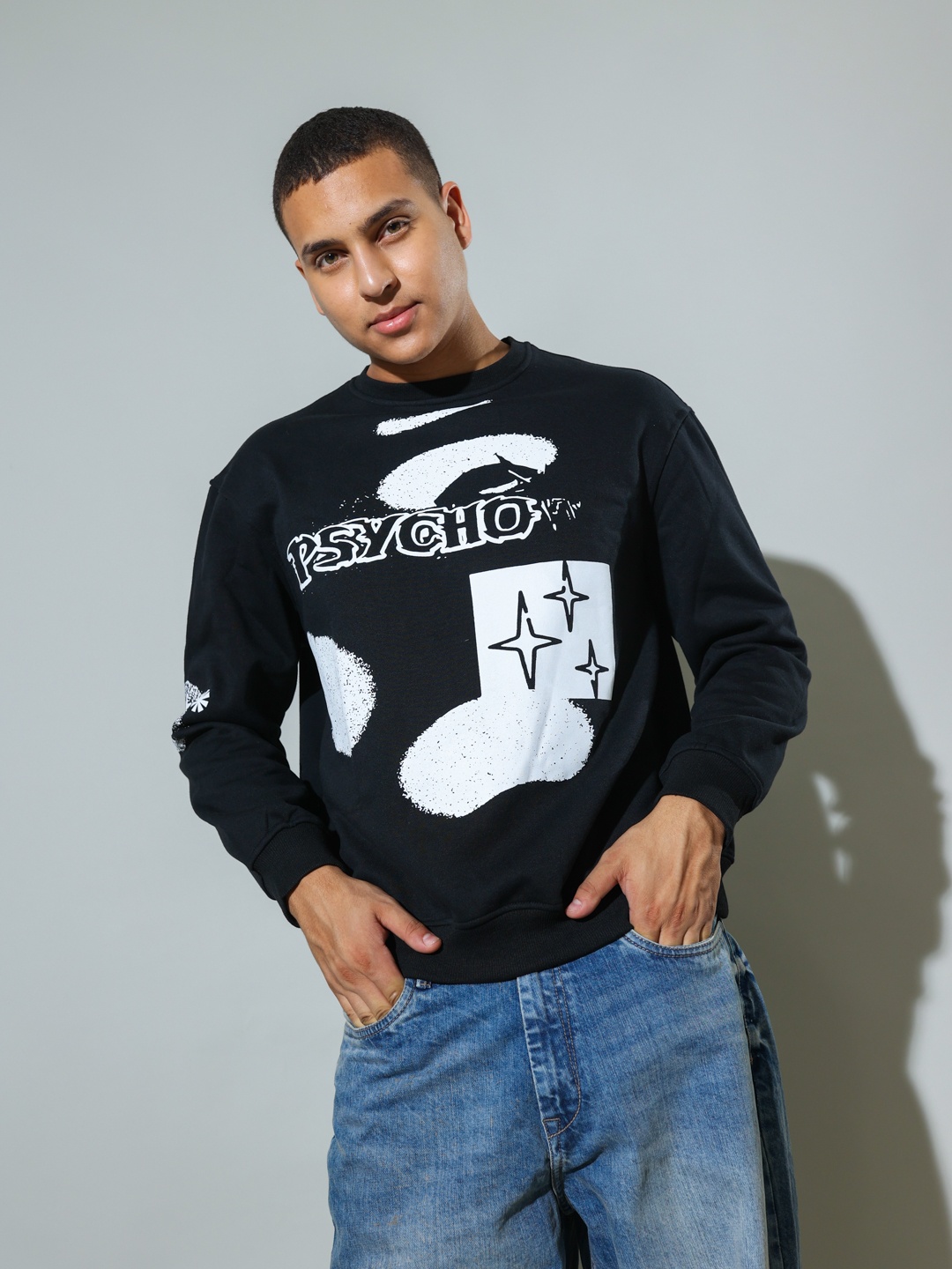 

UNRL Graphic Printed Pullover Sweatshirt, Black