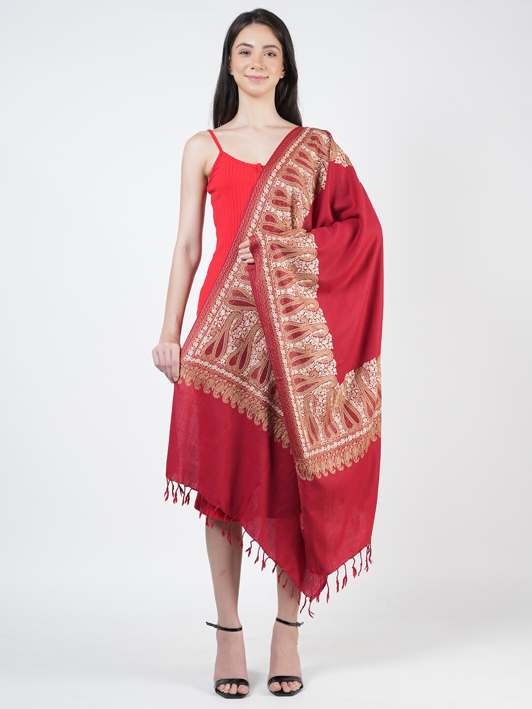 

MUFFLY Paisley Embroidered Woollen Shawl, Red