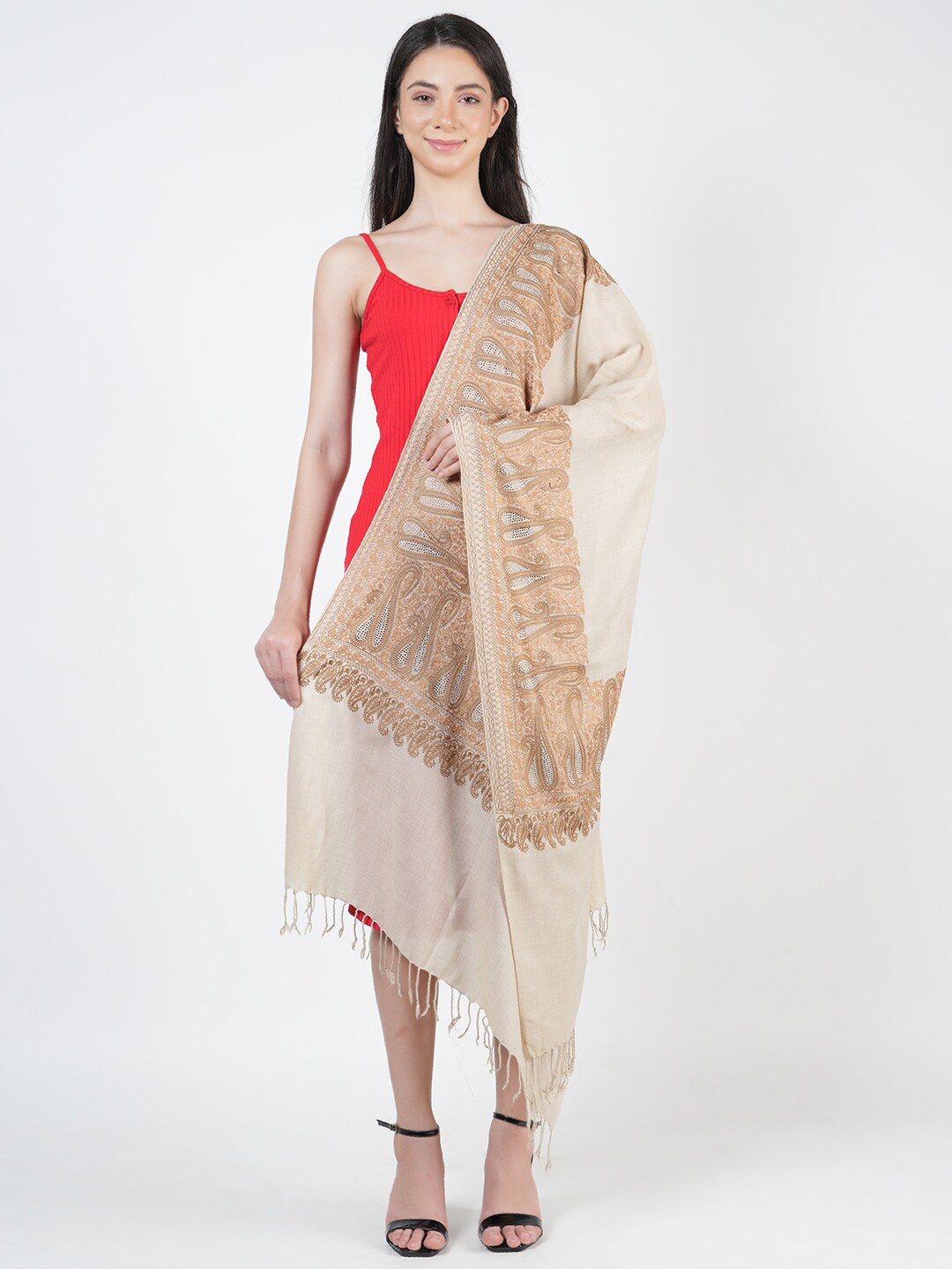 

MUFFLY Paisley Embroidered Woollen Shawl, Cream