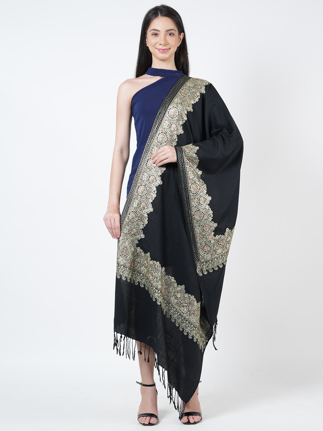 

MUFFLY Ethnic Motif Embroidered Woollen Shawl, Black