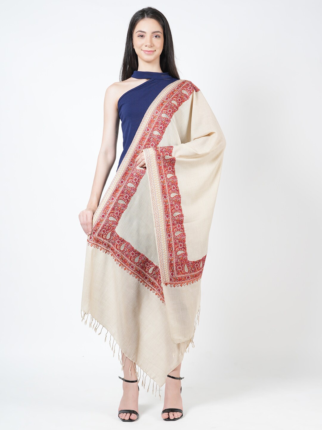 

MUFFLY Ethnic Motifs Embroidered Woollen Shawl, Cream