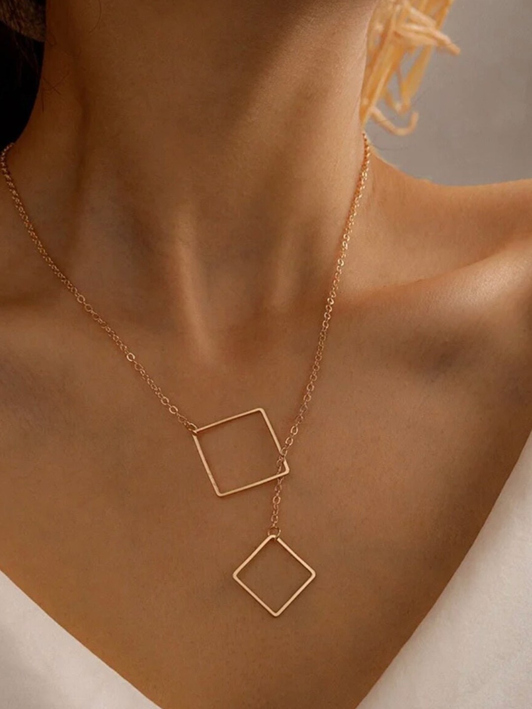 

ISHKAARA Gold-Plated Copper Gold-Plated Necklace