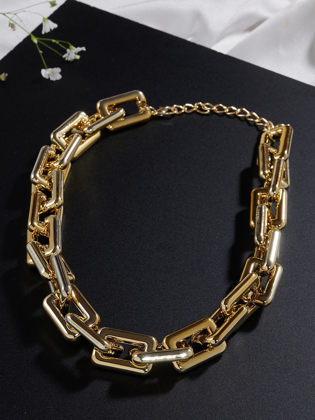 

ISHKAARA Gold-Plated Necklace