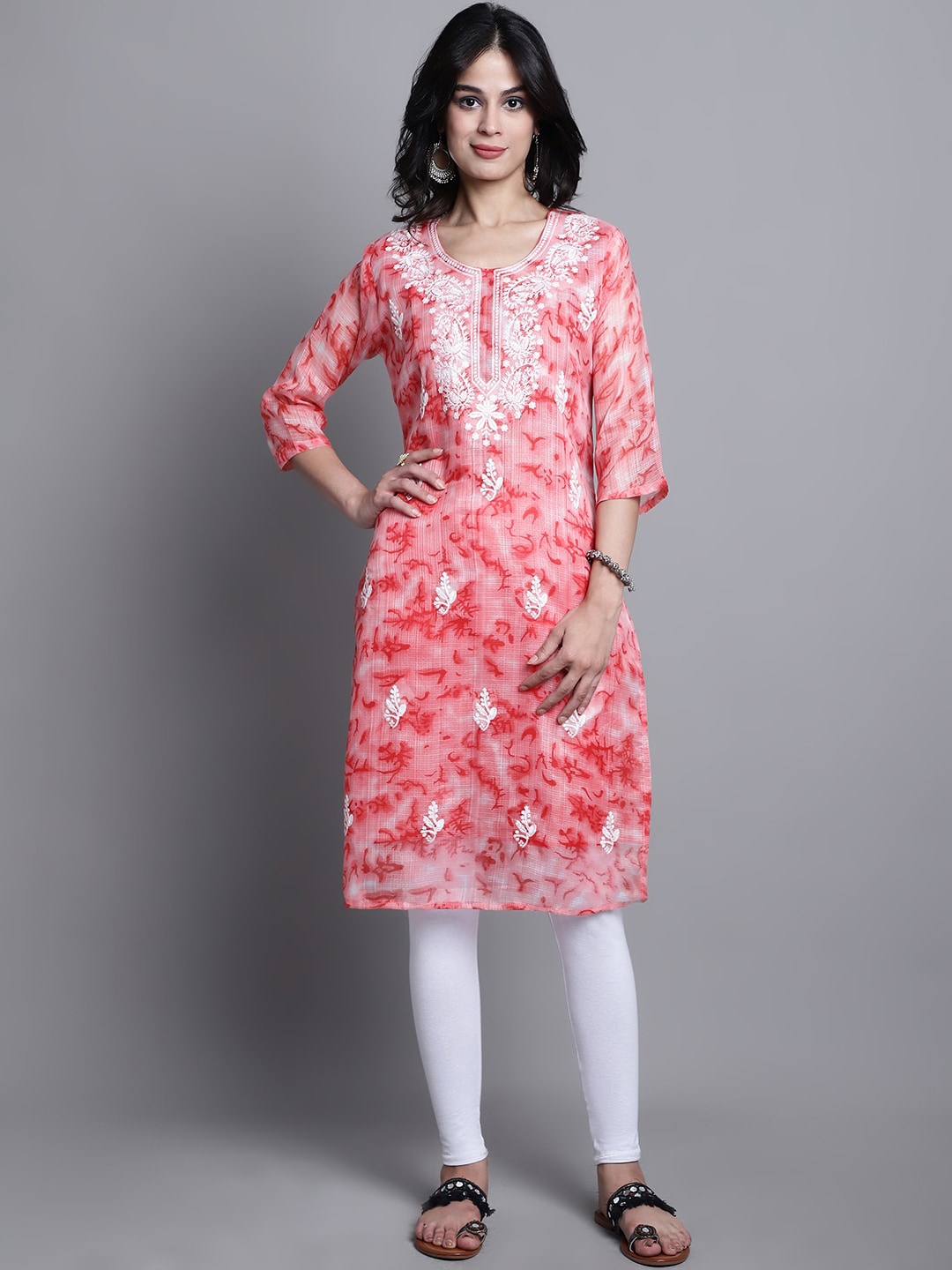 

SOUNDARYA Floral Printed Thread Work Cotton Kurta, Red