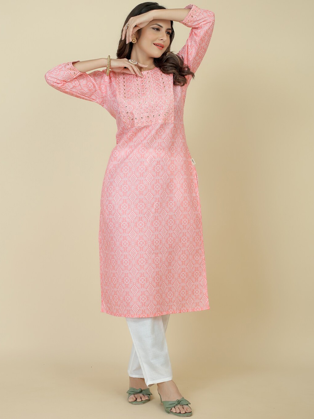 

ZIRVI Ethnic Motifs Printed Thread Work Kurta with Trousers, Pink