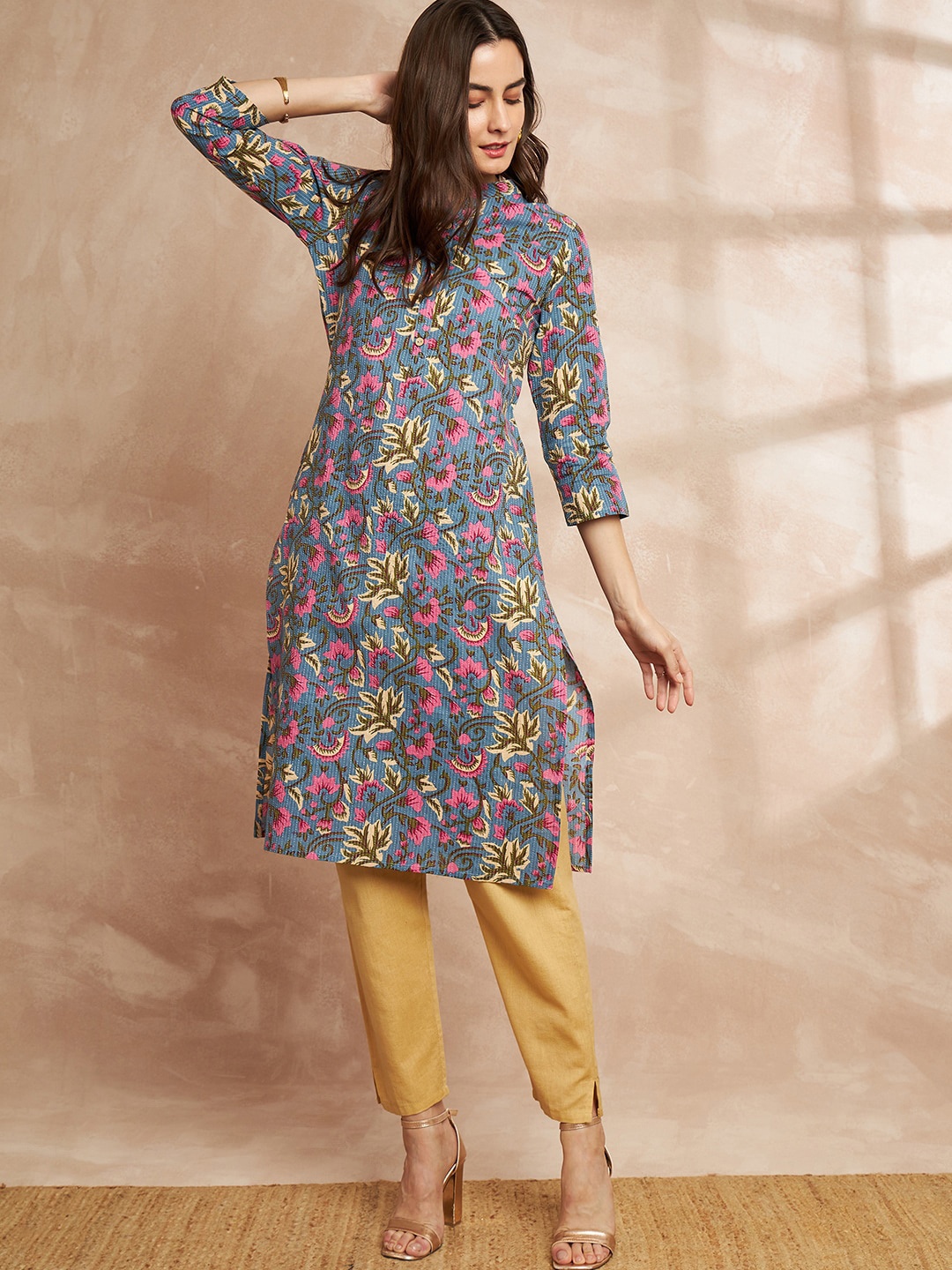 all about you Floral Printed Straight Pure Cotton Kurta, Grey