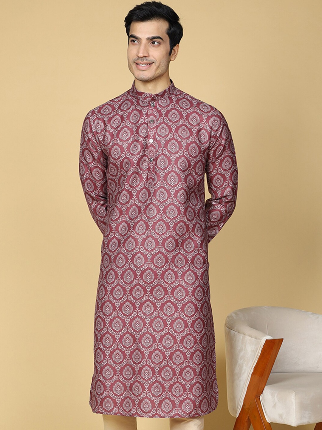 

TABARD Ethnic Motifs Printed Mandarin Collar Cotton Kurta, Maroon