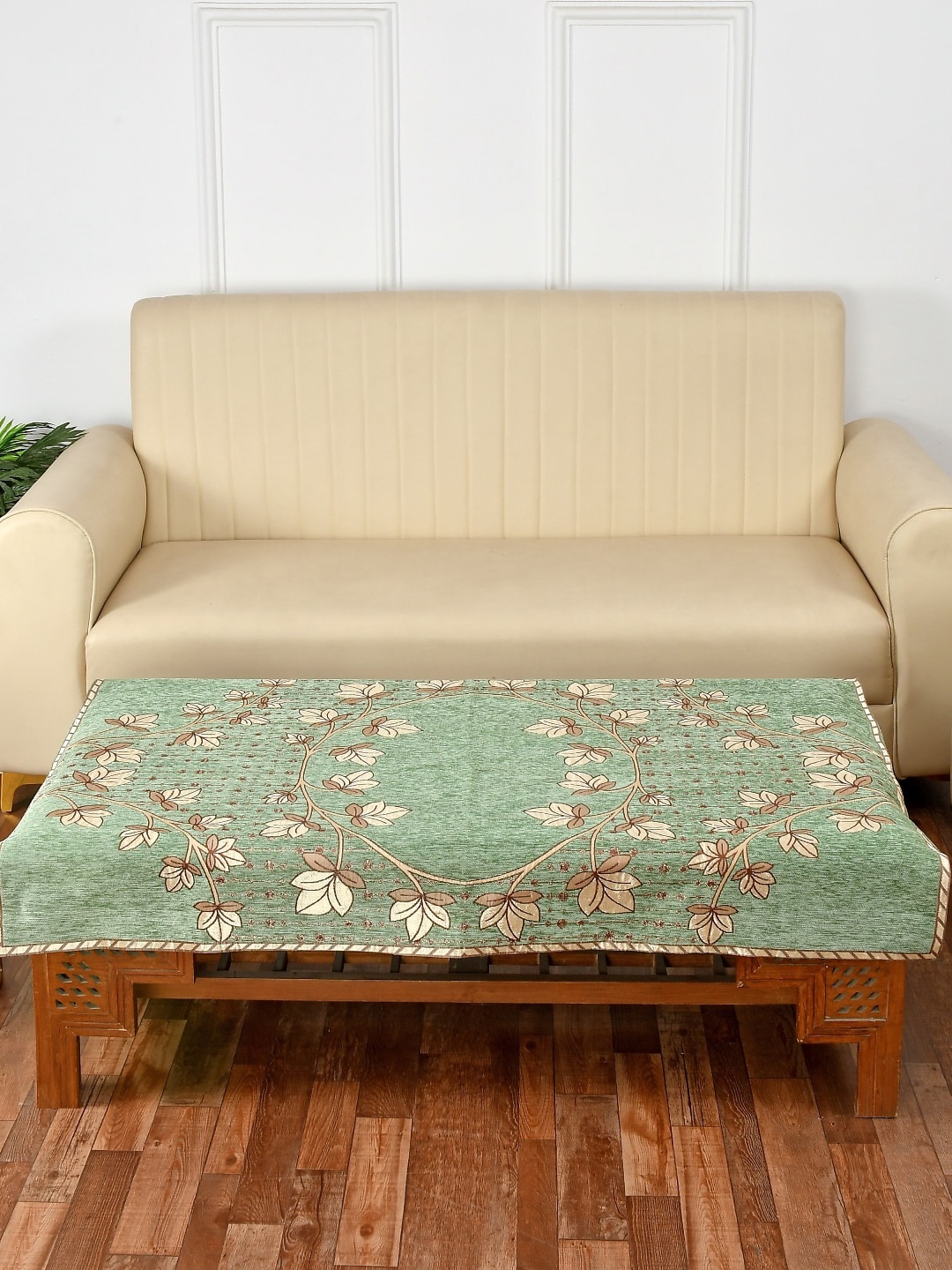 

MULTITEX Green Embroidered Rectangle Table Cover