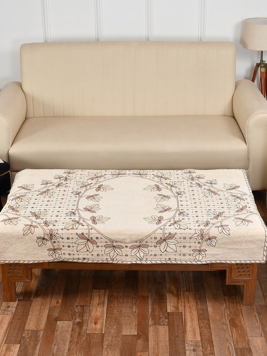 

MULTITEX Beige Embroidered 4-Seater Table Covers