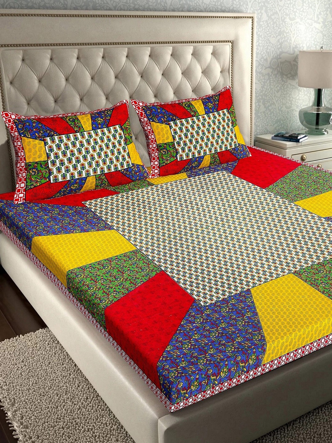 

Rajasthanikart Red & White Floral 110 TC Queen Bedsheet with 2 Pillow Covers