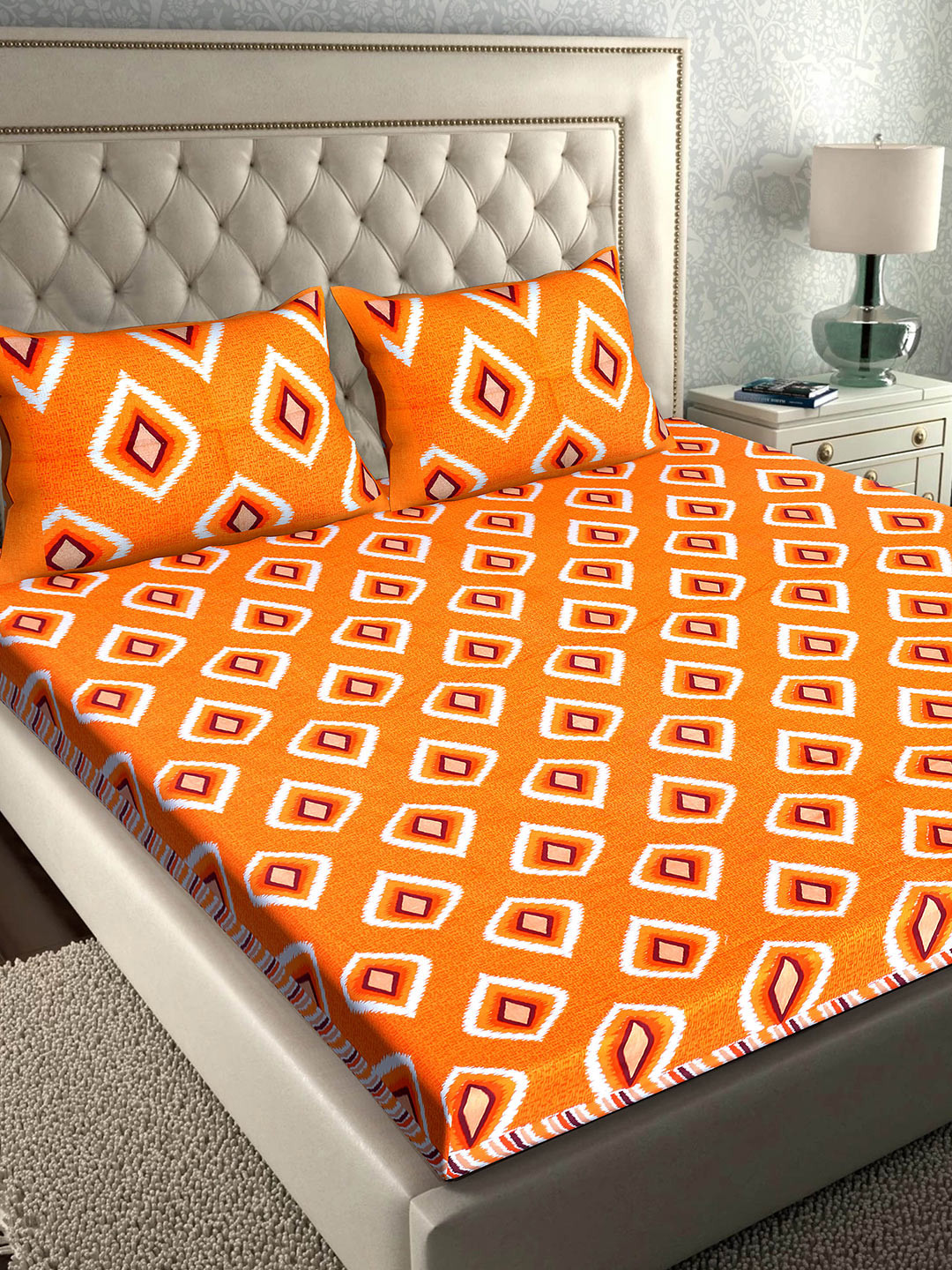 

Rajasthanikart Orange & White Geometric 110 TC Queen Bedsheet with 2 Pillow Covers