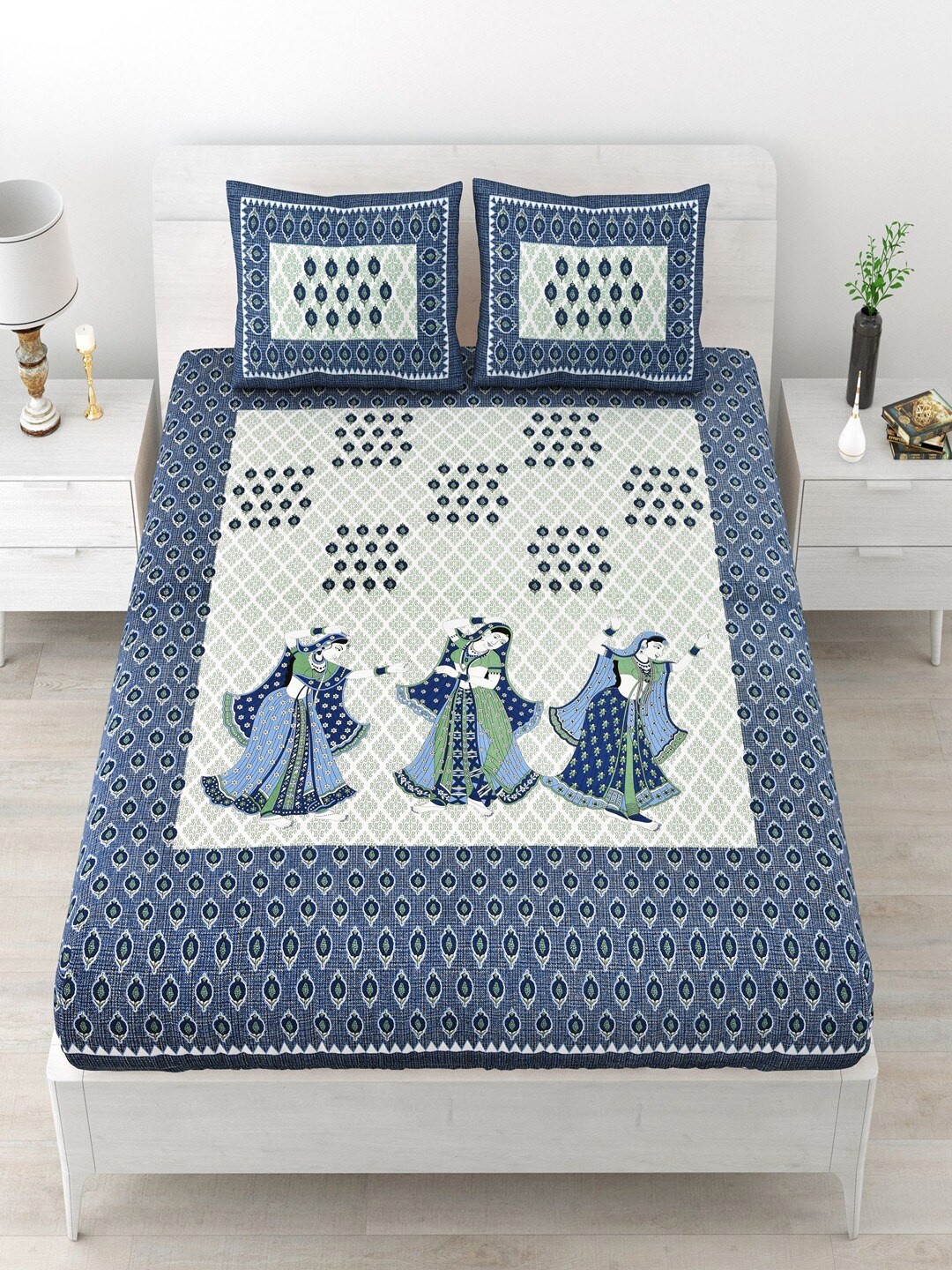 

UNIQCHOICE Blue & White Ethnic Motifs 120 TC Queen Bedsheet with 2 Pillow Covers